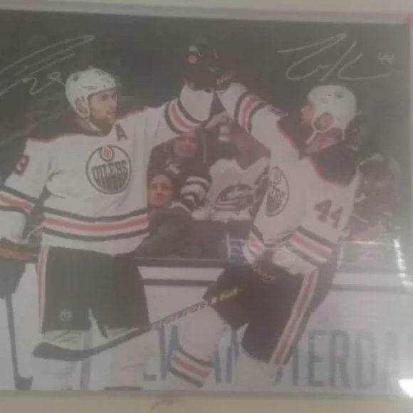 Leon and kass signed photo - Picture 1 of 1